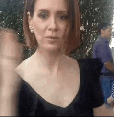 Sarah Paulson GIF