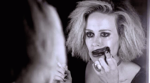 Sarah Paulson GIF