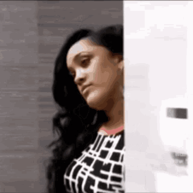 Sazzybarb Natalie Nunn GIF