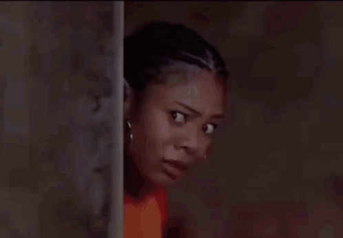 Scary Movie 2 Cry And Hide GIF