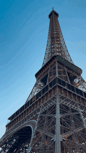 Shagarita Shalymar GIF. This 281 x 498 animated GIF is part of our torre eiffel collection. Related themes include francia. Created by shagarita1. View the…