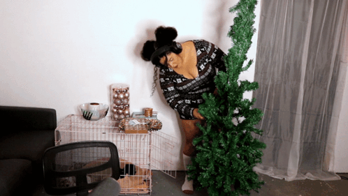 Shagarita Shalymar GIF. This 498 x 281 animated GIF is part of our imagenes de navidad collection. Related themes include christmas, christmas tree, feliz…
