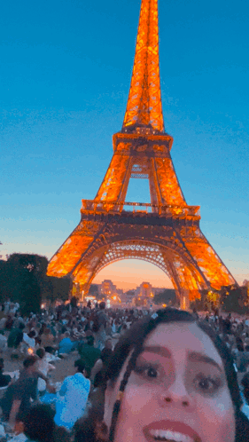 Shagarita Shalymar GIF. This 281 x 498 animated GIF is part of our torre eiffel collection. Related themes include francia. Created by shagarita1. View the…