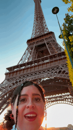 Shagarita Shalymar GIF. This 281 x 498 animated GIF is part of our torre eiffel collection. Related themes include francia. Created by shagarita1. View the…