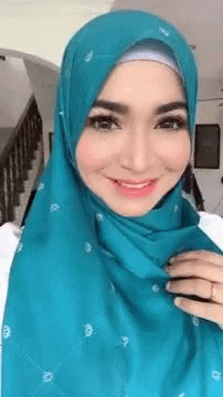 Shawl Aisyah GIF