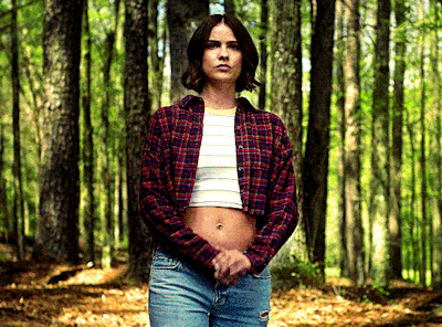 Shelley Hennig GIF
