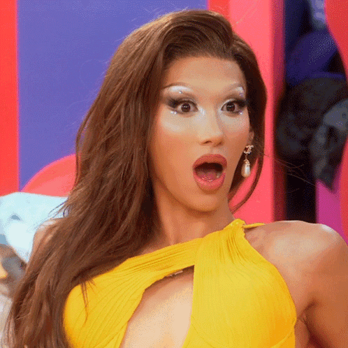 Shocked Plastique Tiara GIF