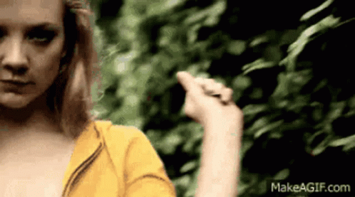 Smirk Natalie Dormer GIF. This 498 x 277 animated GIF is part of our natalie dormer apple collection. Related themes include flirt, smirk. Created by…