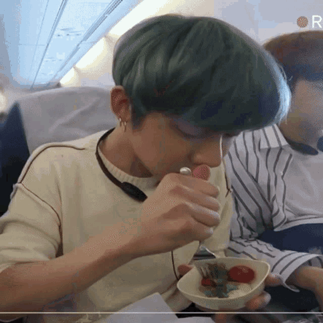 Soobtime Yeonjun GIF