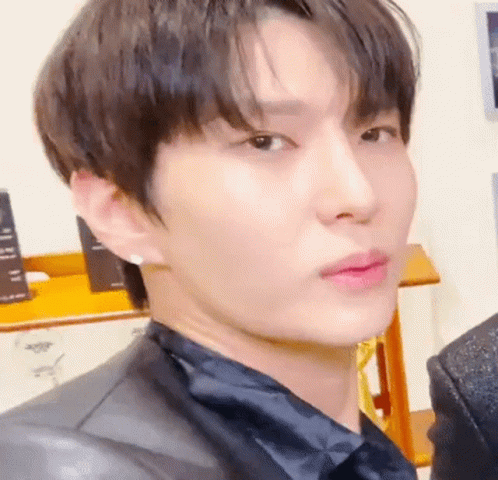 Stare Stare Meme GIF. This 498 x 480 animated GIF is part of our leo vixx collection. Related themes include annoyed. Created by vixxfanstarlight. View the…