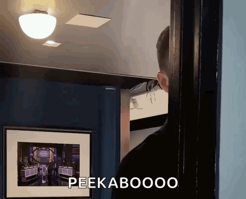 Stormviking010 Blocky Timberlake GIF. This 498 x 404 animated GIF is part of our sneaking up on someone collection. Related themes include creepy, hiding…