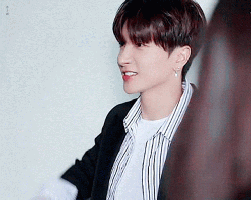 Super Junior Leeteuk GIF