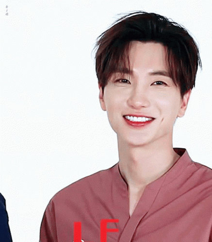 Super Junior Leeteuk GIF