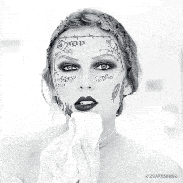 Swifferpics Taylor Swift GIF