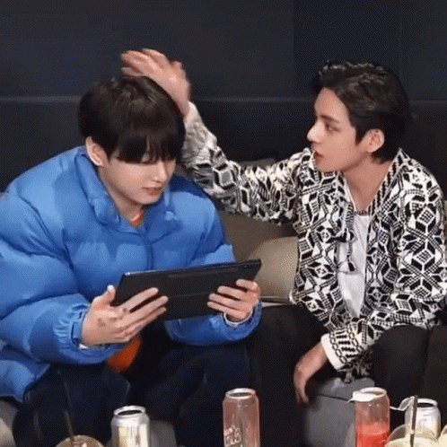 Taekook Dynataees GIF