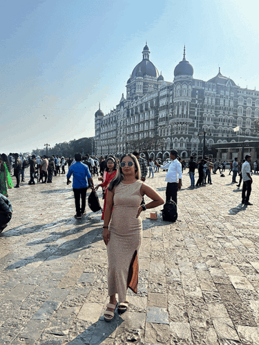 Taj Taj Hotel GIF