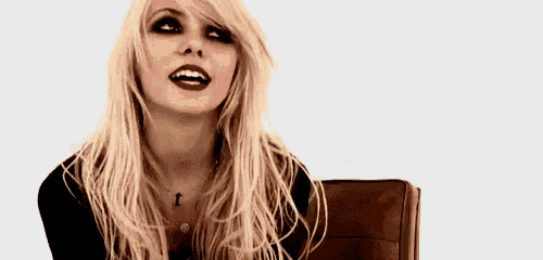 Taylor Momsen GIF