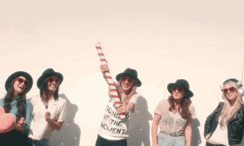 Taylor Swift 22 GIF