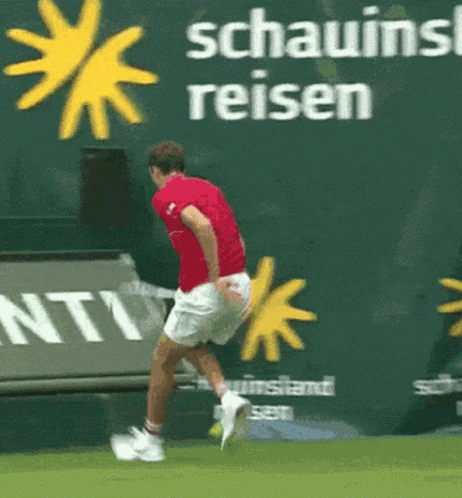 Tennisgifs Medvedev GIF. This 462 x 498 animated GIF is part of our hingle mccringleberry collection. Created by ashishtv. View the original animation…
