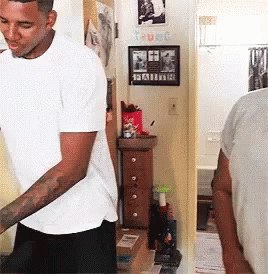 Tf GIF