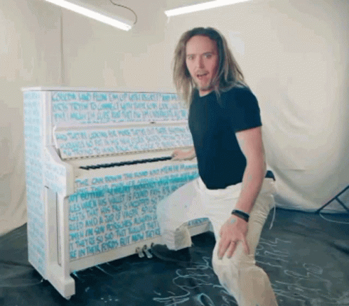 Tim Minchin Airport Piano GIF