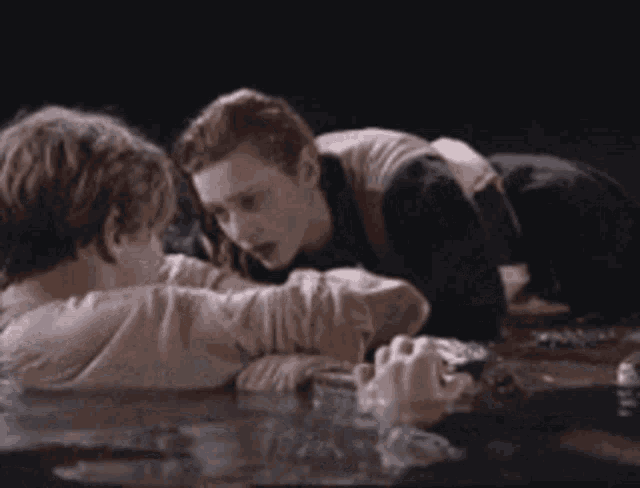Titanic GIF