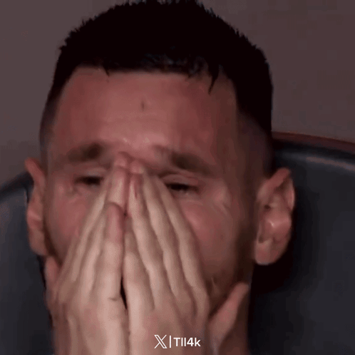 Tll4k Messi GIF