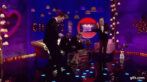 Tom Hiddleston Danse GIF. This 498 x 280 animated GIF is part of our tom hiddleston dancing collection. Related themes include dance. Created by hurikanne…