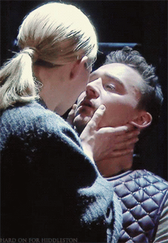 Tom Hiddleston Tom Hiddleston Kiss GIF