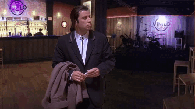 Travolta Vinilo Bar GIF