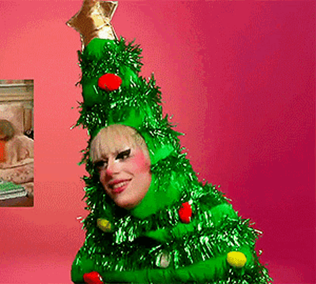 Tree Arantxa GIF