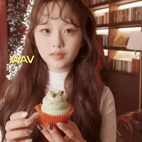 Triples Seoah Food GIF