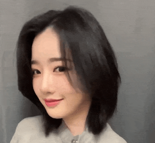 Triples Yooyeon GIF