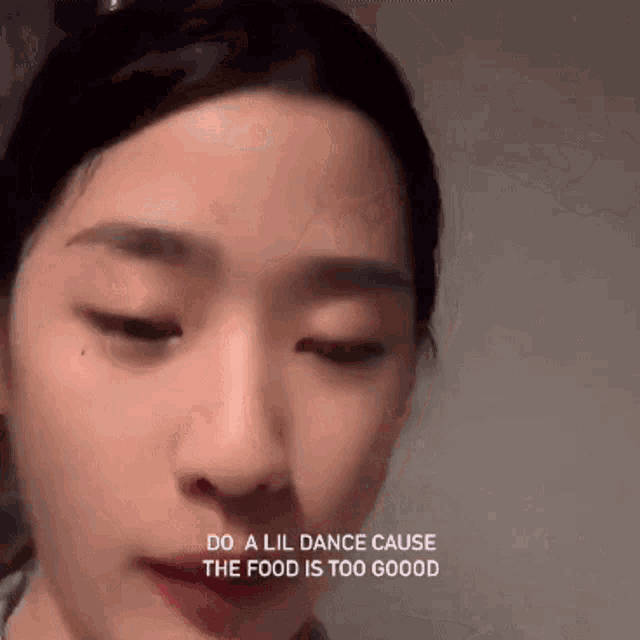 Tu Tontawan GIF