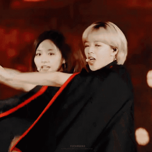 Twice Jungyeon GIF