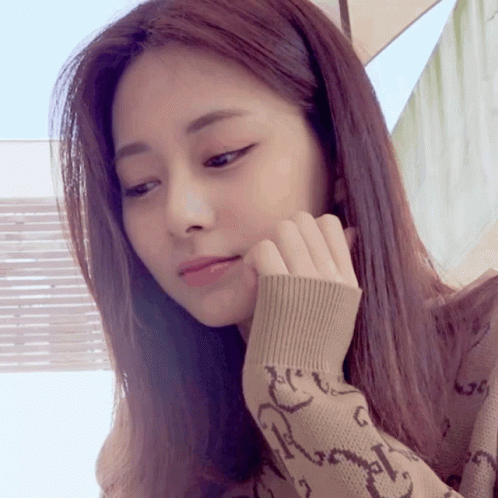 Twice Tzuyu GIF