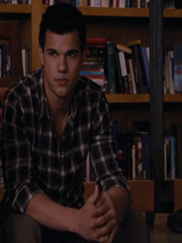 Twilight Taylor Lautner GIF