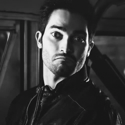 Tyler Hoechlin Derek Hale GIF
