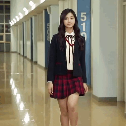 Tzuyu Slow Motion Walk Kpop Twitter GIF