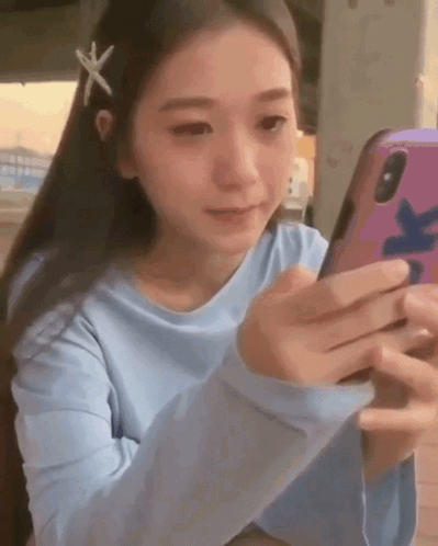 Valkyyo GIF