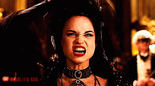 Vampira GIF