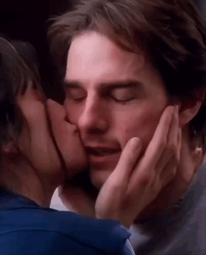 Vanilla Sky Kissing GIF. This 402 x 498 animated GIF is part of our opusme collection. Related themes include kissing. Created by Reignia. View the original…