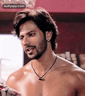 Varun Dhawan.Gif GIF