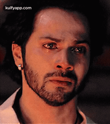 Varun Dhawan.Gif GIF