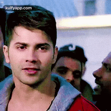 Varun Dhawan.Gif GIF