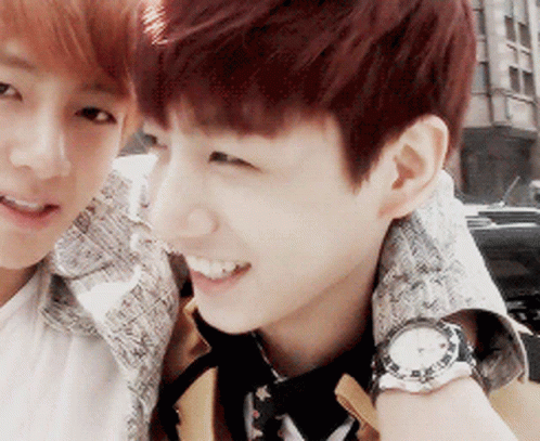 Vginkv Taekook GIF
