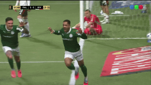 Vitor Roque Vitor Roque Gol River Plate GIF