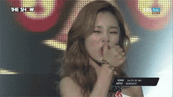Wheein Mamamoo GIF
