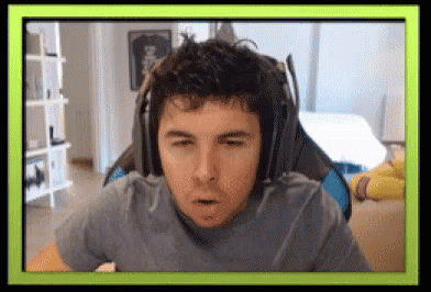 Willy Youtubers GIF