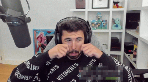 Willyrex Lloros GIF